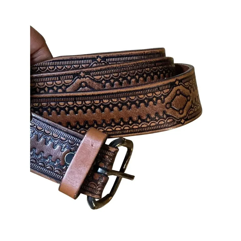 Tooled Men’s Leather‎ Belt Size 44 Brown Black Embossed
